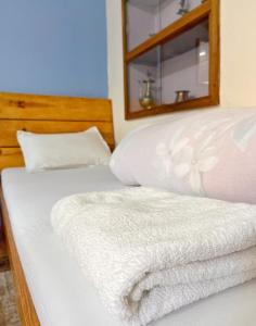 Letto o letti in una camera di Jhigu Homestay Patan