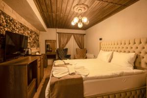 TV/trung tâm giải trí tại Konak Stone House