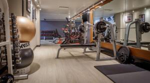Fitness centrum a/nebo fitness zařízení v ubytování Hilton Leeds City