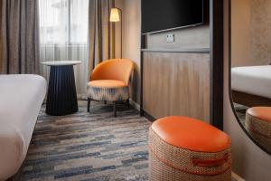 Postel nebo postele na pokoji v ubytování Hilton Leeds City