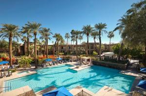 Bazén v ubytování DoubleTree by Hilton Paradise Valley Resort Scottsdale nebo v jeho okolí
