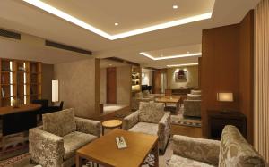 DoubleTree by Hilton-Pune Chinchwad的休息区