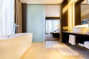 Cama ou camas em um quarto em Hilton Panama