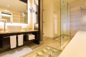Um banheiro em Hilton Panama