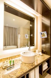 Um banheiro em Hilton Panama