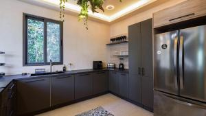 Dapur atau dapur kecil di Ama private villa 4bdr in LUX Tulum country club