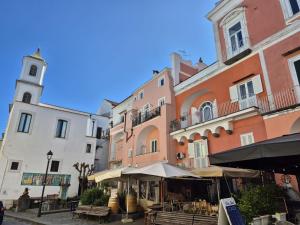 Το κτήριο όπου στεγάζεται  το διαμέρισμα