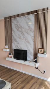 TV a/nebo společenská místnost v ubytování Lela's home (Lelin dom) + 24 fotografií