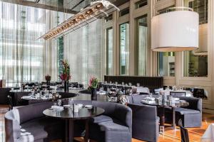Posezení v ubytování Hilton Sydney
