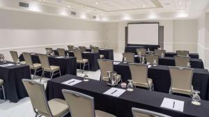Konferenční prostory v ubytování DoubleTree by Hilton Grand Hotel Biscayne Bay + 37 fotografií