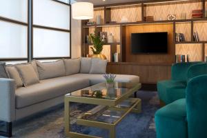 Posezení v ubytování DoubleTree By Hilton London Excel