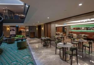 Posezení v ubytování DoubleTree by Hilton Istanbul - Sirkeci