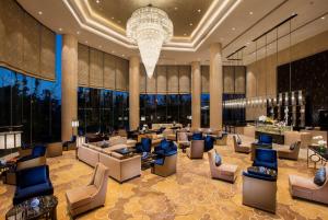 Area soggiorno di Hilton Wuhan Yangtze Riverside