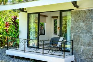 Balkón nebo terasa v ubytování Synergy Retreats Costa Rica, Uvita, Puntarenas