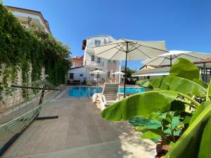 Bazén v ubytování Cam Hotel nebo v jeho okolí