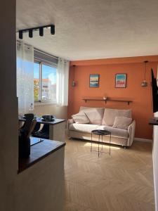 Χώρος καθιστικού στο Studio cosy, piscine, parking, 5min plage, Arcachon