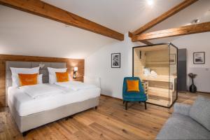 Postel nebo postele na pokoji v ubytování Terofal Hotel Schliersee - Komplett neu renoviert
