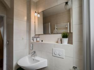 Kupatilo u objektu FeWo Deichblick - Javenloch +22 fotografije