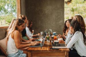 入住Waves & Wifi - Coworking & Coliving Space in Popoyo的客人