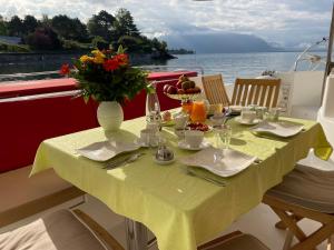 Fotografija u galeriji objekta Floatinn Boat-BnB u Ženevi