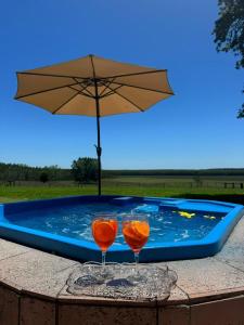 Bazén v ubytování Laguna Kare Hotel Campo nebo v jeho okolí