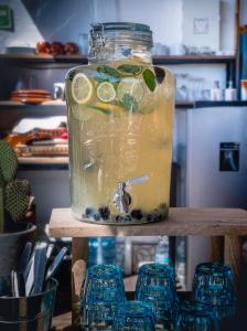 Nápoje v ubytování Nomada Glamping & Aguas Termales - San Miguel de Allende X NANTLI LIVING