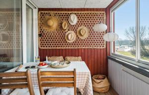 Fotografie z fotogalerie ubytování Cozy Apartment In Lemvig With Sauna v destinaci Lemvig