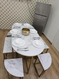 صورة لـ Luxury Apartments Near the Beach and Downtown CENTRUM 8 في أليكانتي