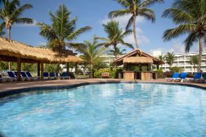 Sundlaugin á Coconut Bay Beach Resort & Spa All Inclusive eða í nágrenninu