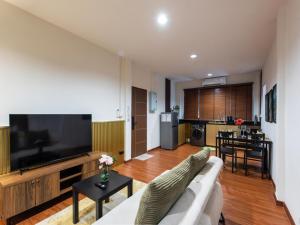 Μια τηλεόραση ή/και κέντρο ψυχαγωγίας στο The City Yaowarat Hotel