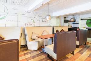 Posezení v ubytování Orange Nest Hotel