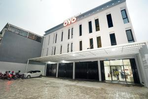 KeputihSuper OYO Capital O 449 The Colins的相册照片