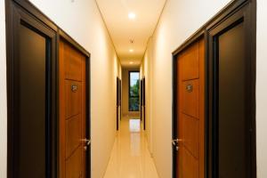 KeputihSuper OYO Capital O 449 The Colins的相册照片