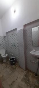 Un baño de Good Vibes Hotel