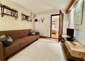 Zdjęcie z galerii obiektu SMALL & COZY 2 Bedroom City Apartment by Belle Stay w mieście Kitzbühel
