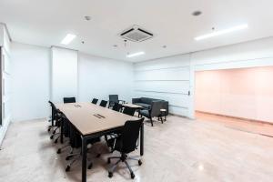 Konferenční prostory v ubytování Super OYO Townhouse 1 Hotel Salemba