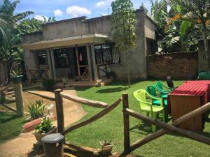 Zahrada ubytování Humphrey home stay + 13 fotografií