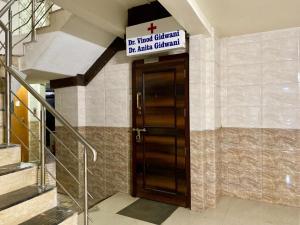 Gallery image of Entire 3 BR apartment with Balconies Bandra in Mumbai