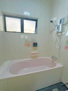 Koupelna v ubytování Emerald Villa