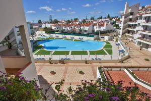 Πισίνα στο ή κοντά στο Luxe Condo with Pool, Airco and Seaview Balcony - Go4Portugal - Albufeira