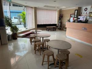 Posezení v ubytování Hotel O Hotel Oriental