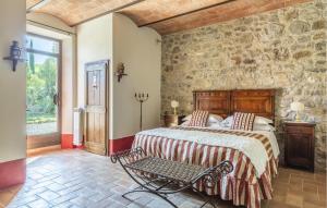 Postel nebo postele na pokoji v ubytování Amazing Home In Castiglione D'orcia + 36 fotografií