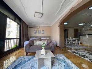 Χώρος καθιστικού στο Joy Homes Mohandeseen - Families only