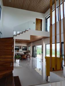 Φωτογραφία από το άλμπουμ του Cabral Hills Ph σε Nasugbu