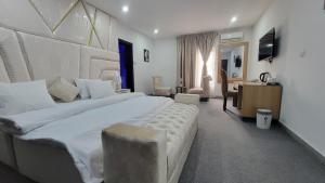 Fotografie z fotogalerie ubytování NDDC Clubhouse v destinaci Port Harcourt + 81 fotografií