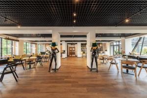 Restauracja lub miejsce do jedzenia w obiekcie Lofft Hotel