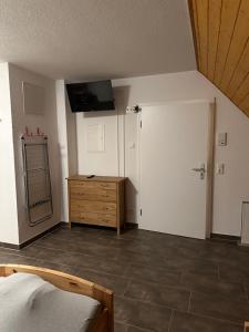 Kuchyň nebo kuchyňský kout v ubytování Monteur -sowie Ferienwohnungen in Grünberg, nahe Gießen