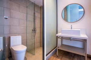 Koupelna v ubytování OYO 89576 Mokka Hotel