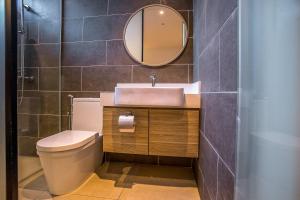 Koupelna v ubytování OYO 89576 Mokka Hotel