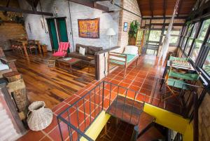 Χώρος καθιστικού στο Casa Juçara & Casa Tucano - Floripa - Exclusive Forest Escape